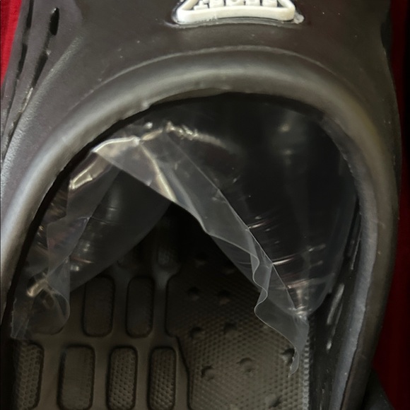 Sporto Black Slip-On Clogs - Picture 6 of 10